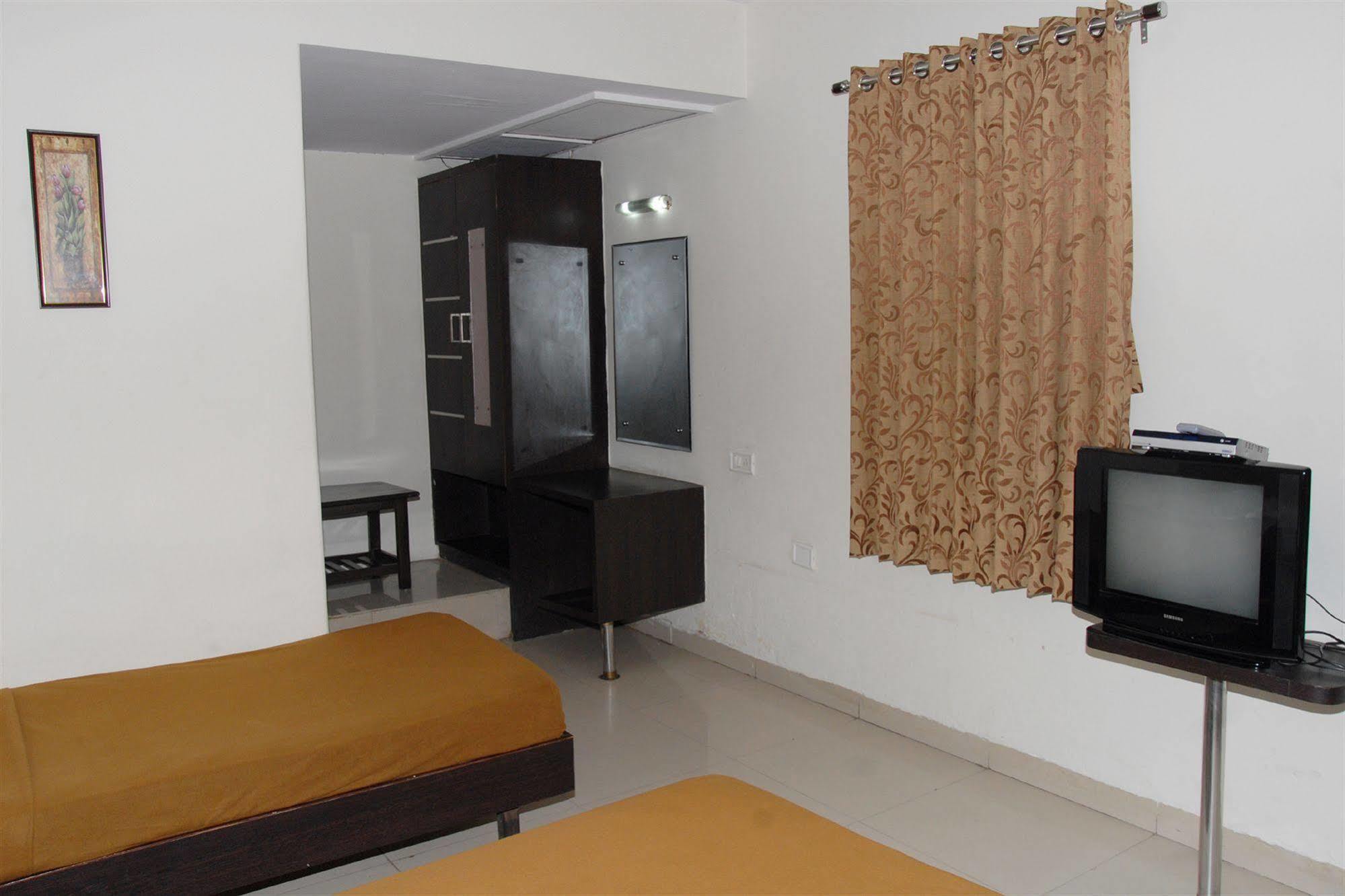 Hotel Enzo International Bangalore Ngoại thất bức ảnh